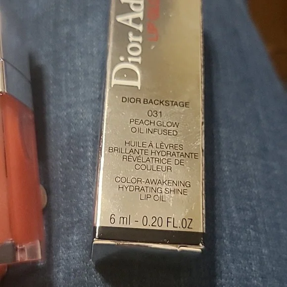 Dior Addict Lip Glow Oil shade 031 Peach Glow LIMITED EDITION - Picture 2 of 3